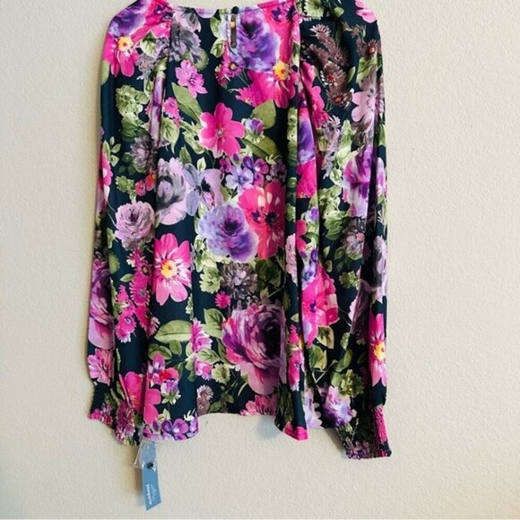 Passport Floral Women's Top - Multicolor Long Sleeve Size Medium - Picture 3 of 8